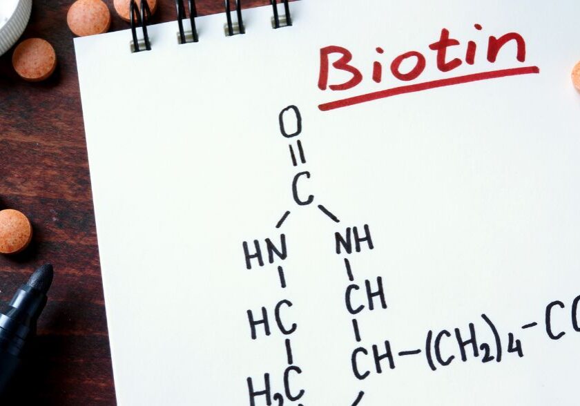 Biotyna a problemy z cerą - kiedy może zaszkodzić?